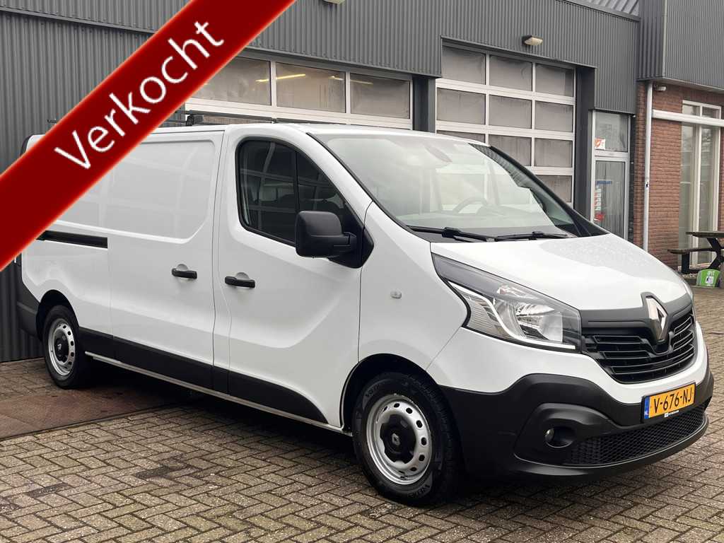 Renault Trafic 1.6 dCi T29 L2H1 Airco Cruise controle 3-Persoons Telefoonverbinding Achterruitrij camera Parkeersensoren achter 1e eigenaar Euro 6 Dealer onderhouden