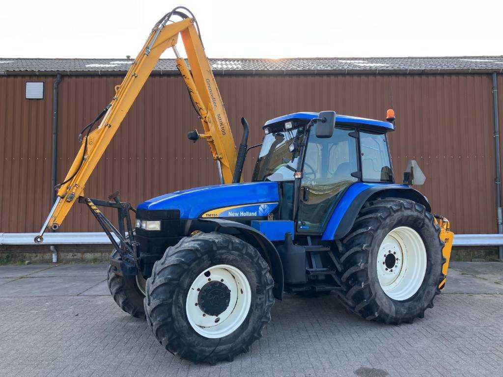 New Holland TM 155 RC