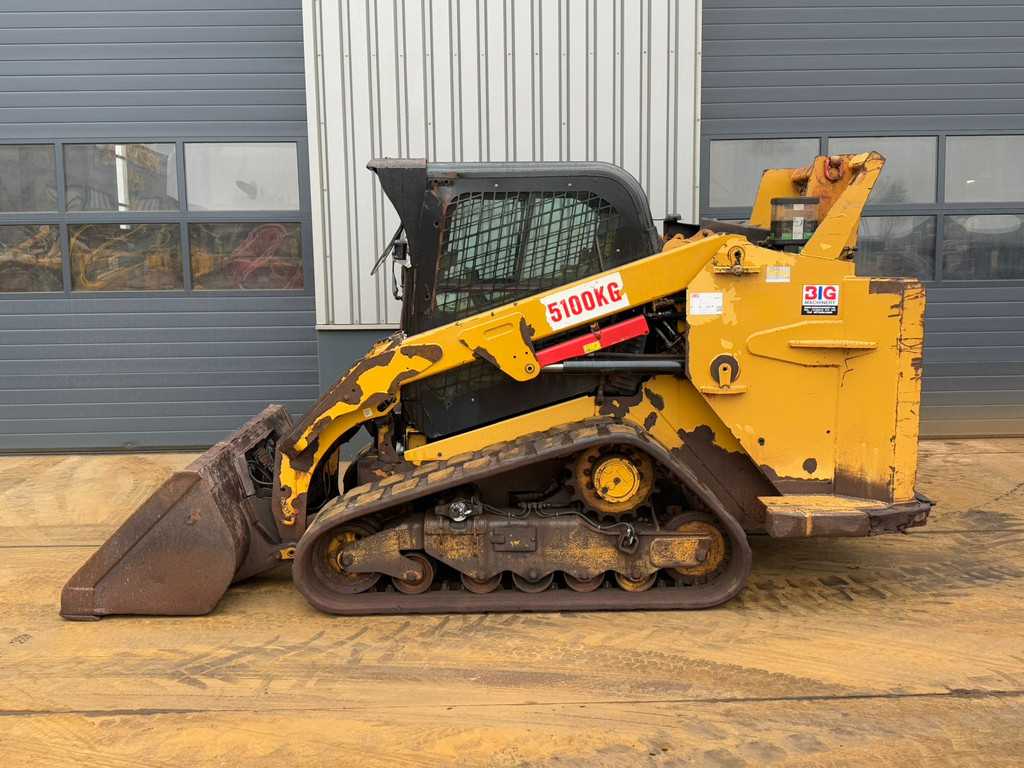 Caterpillar 279D Compact Track Loader - Skidsteer