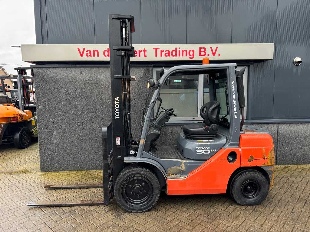 Heftruck Toyota 02-8FDF30 Duplo 450 Sideshift / ForkPositioner / Weegsysteem Diesel 2012