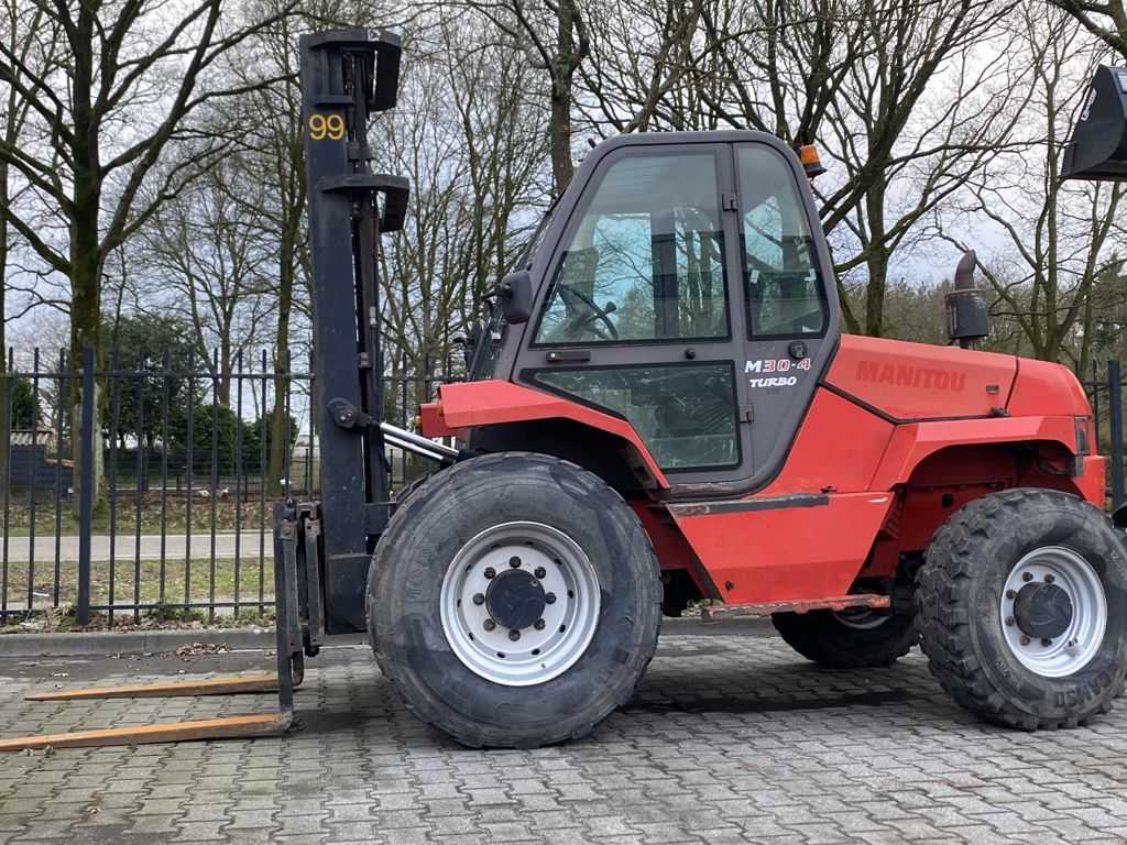 Manitou Manitou M30-4 ruwterrein heftruck 2011