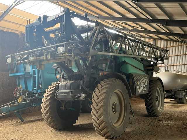 Berthoud Raptor 5240 Zelfrijdende Spuit