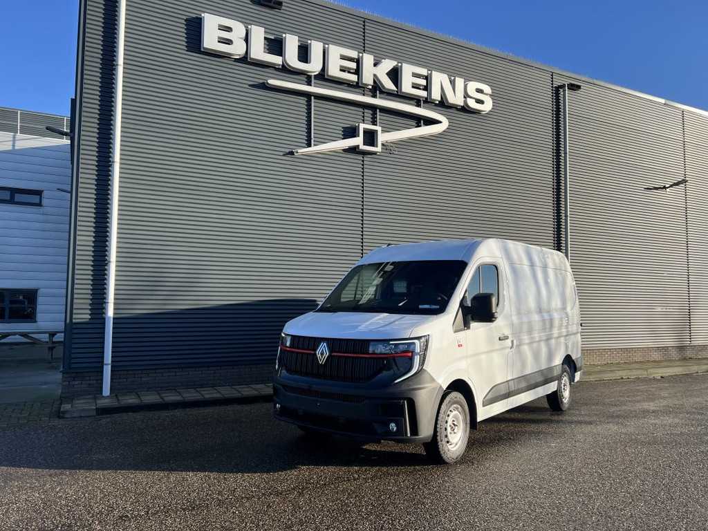 Renault MASTER Red Edition 150pk L2H2 - Limited - BMP VRIJ!