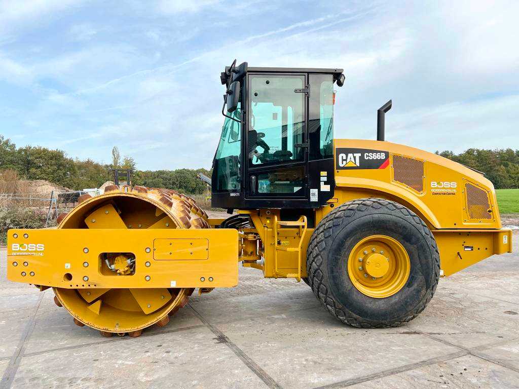 Cat CS66B - CE Certified / Low Hours / Padfoot