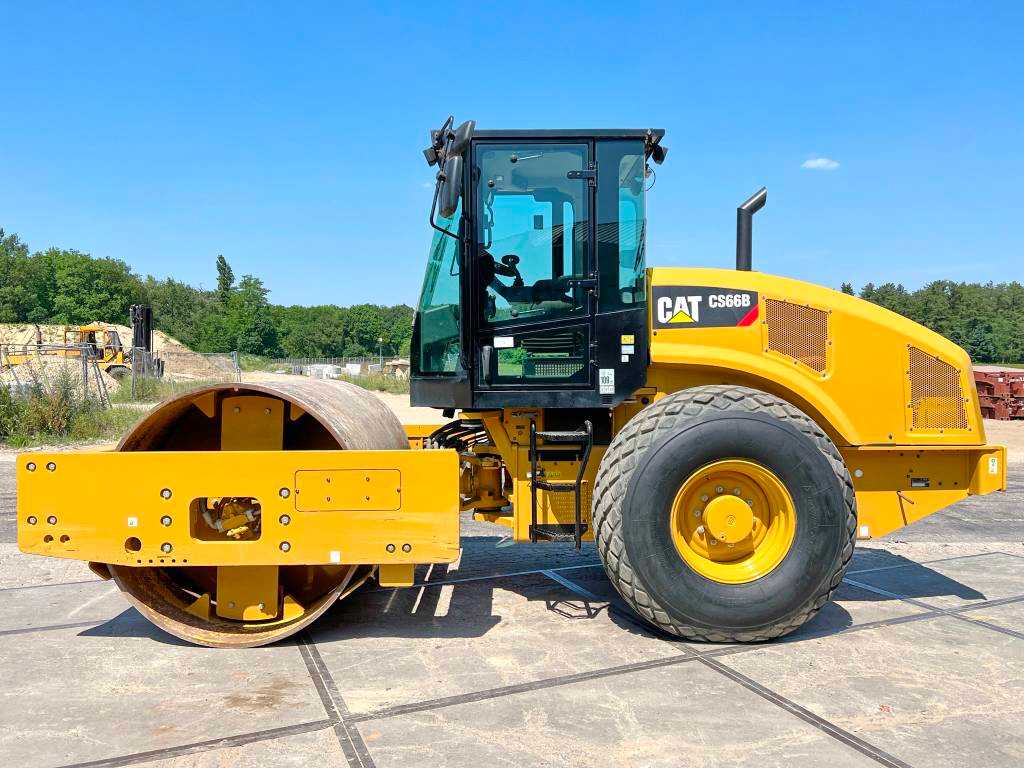Cat CS66B Excellent Condition / Low Hours / CE