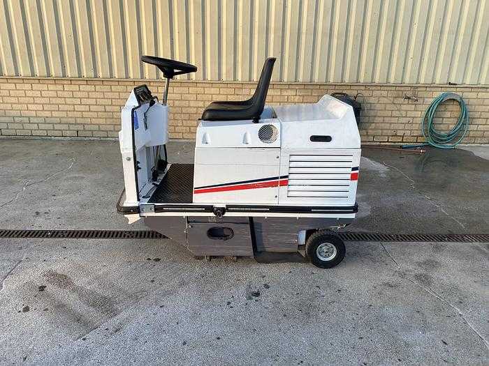 2011 Dulevo 75 EH, Veegmachine
