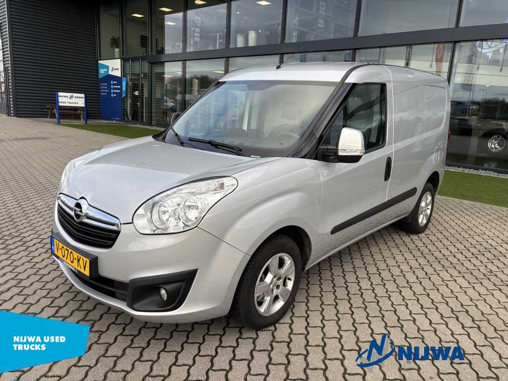 Opel COMBO Airco + Parkeersensoren