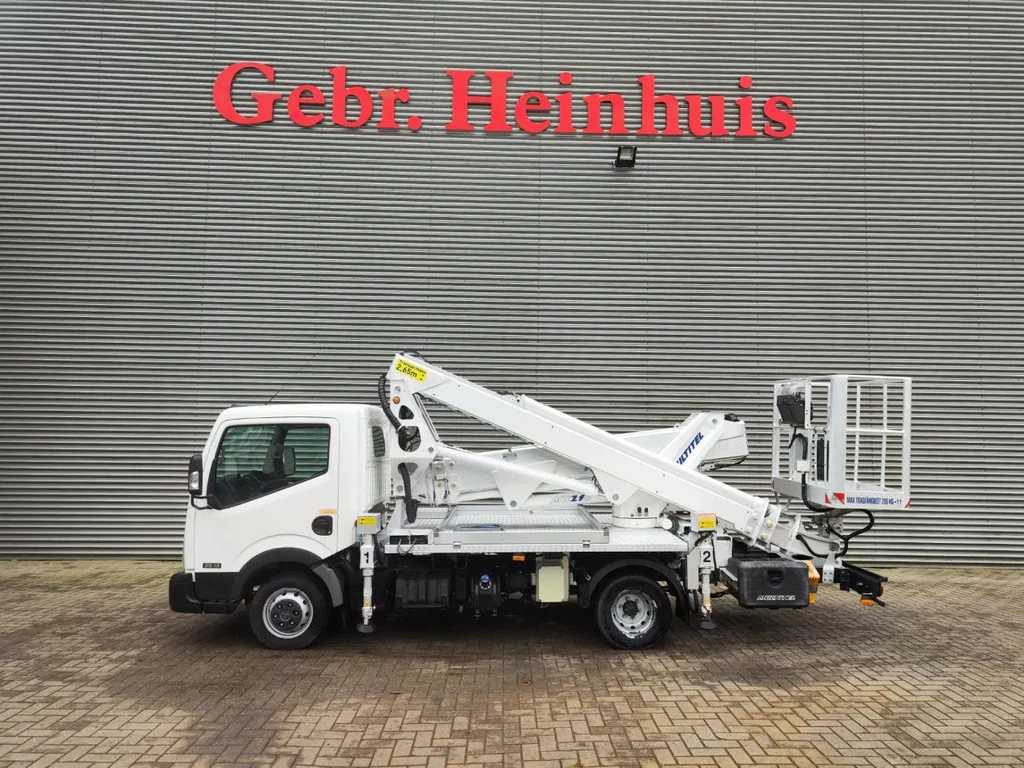 Multitel MX 210 Nissan Cabstar 35.13 NT400
