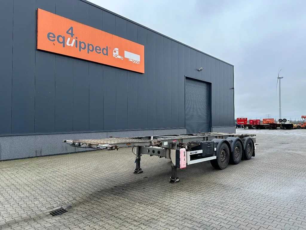 TURBO'S HOET 20FT/30FT, ADR (FL, AT), empty weight: 3.720kg, liftaxle, SAF disc