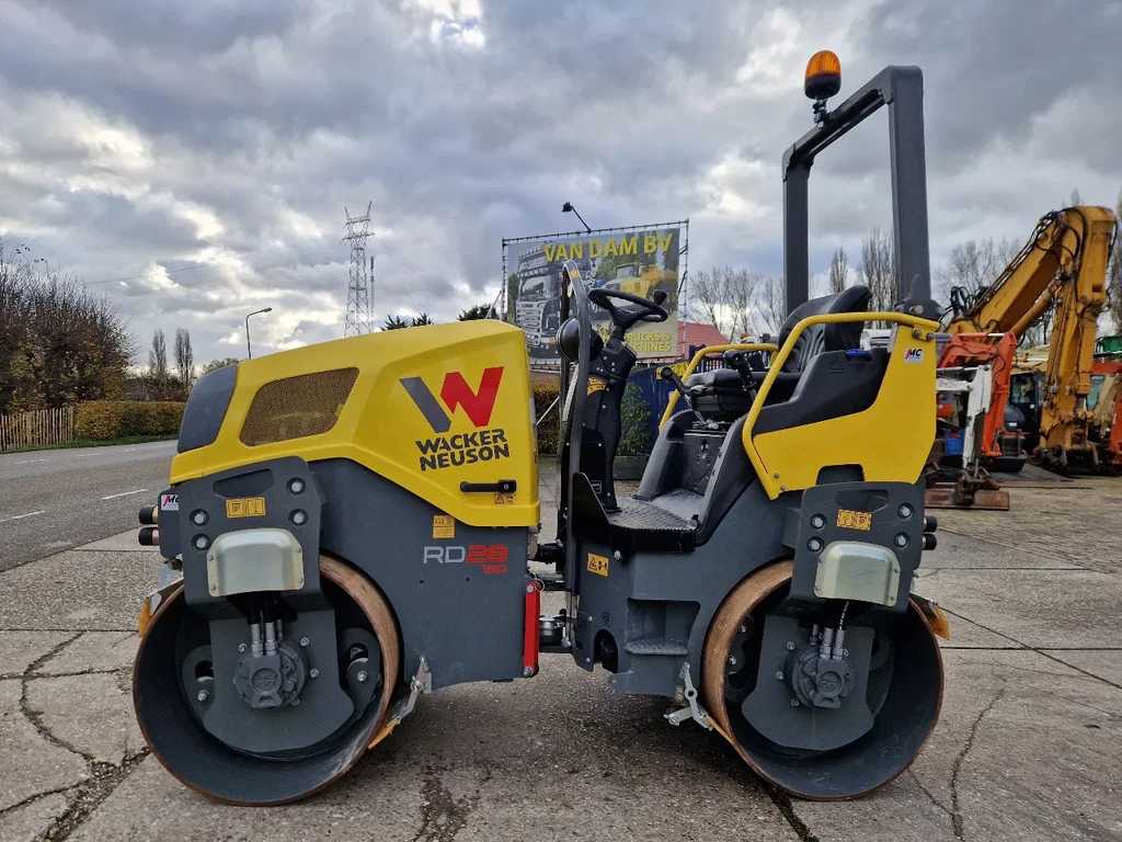 WACKER NEUSON RD28-120 tandemroller zo goed als nieuw 93 uur!