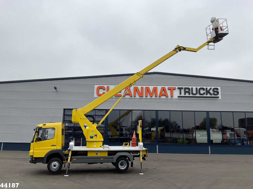Mercedes-Benz Atego 815 Wumag Elevant 17 meter hoogwerker Just 39.048 km!