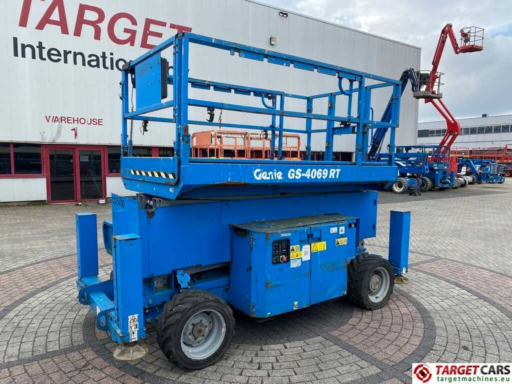 Genie GS4069RT LPG 4x4 Scissor Work Lift 1412cm