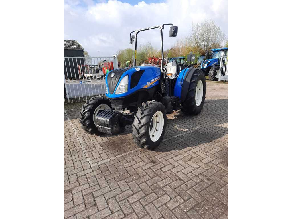 New Holland T4.100F