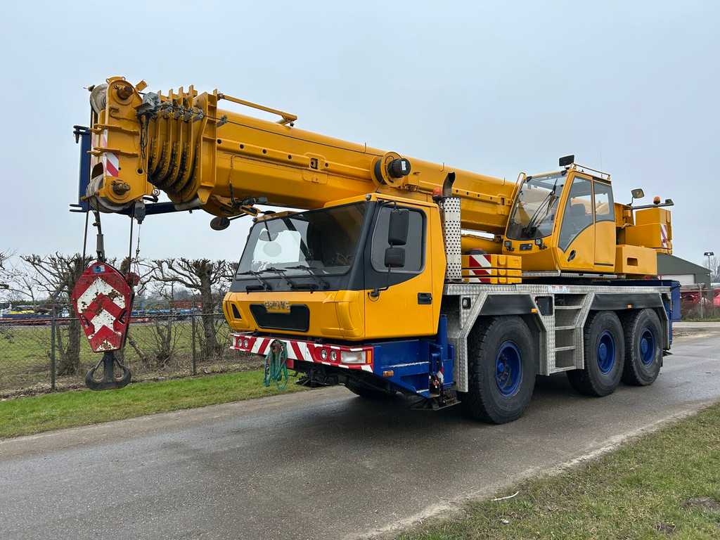 Grove GMK 3055 all-terrain crane