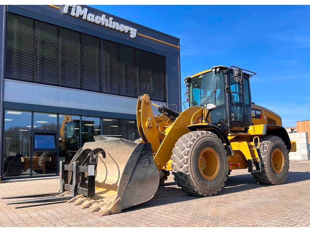 Cat 926M