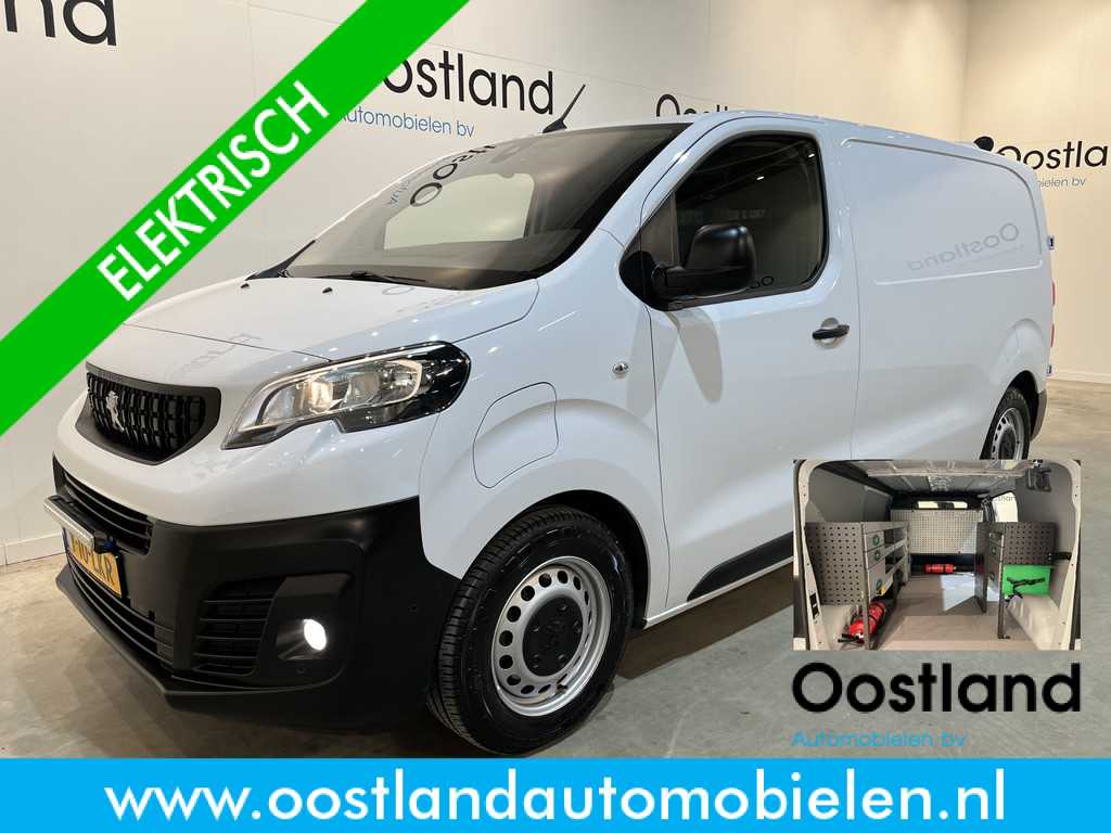 Peugeot e-Expert EV L2 75 kWh Servicebus / Inrichting / 100% Elektrisch / Airco / 220V. / Trekhaak / Camera / Cruise Control / Navigatie / CarPlay / 3-Zits 13.000 KM !!