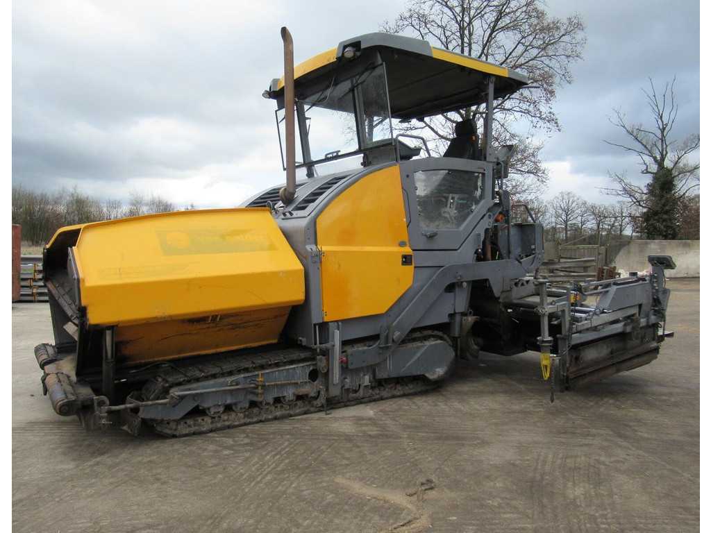 Dynapac SD2500 CS asphalt distributor