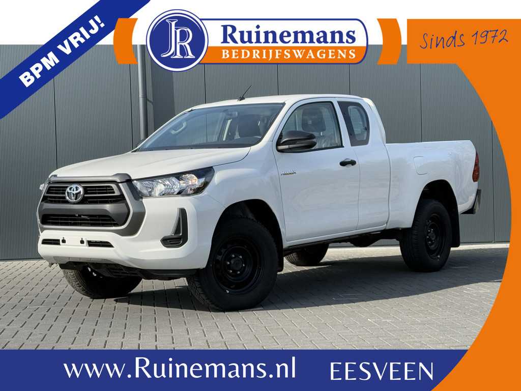 Toyota HiLux 2.4 D-4D XTRA CAB / !! NIEUW !! BPM VRIJ / 4x4 / AIRCO / CRUISE / 3500 KG TREKGEWICHT