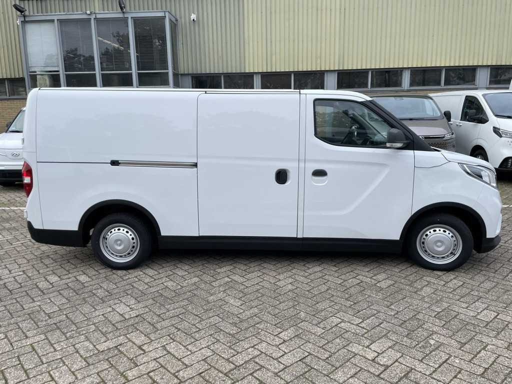 Maxus E-DELIVER 3