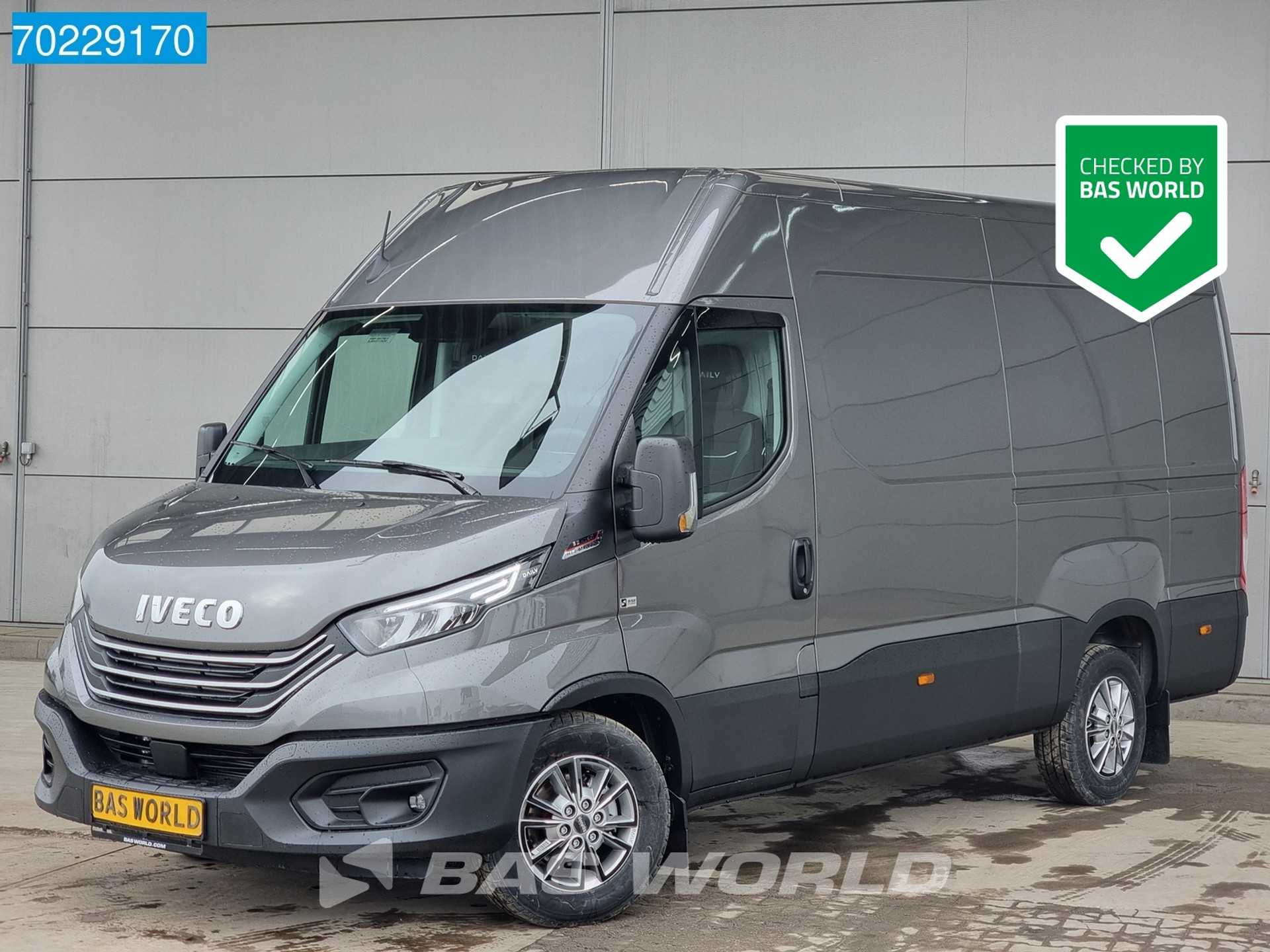 Iveco Daily 35S18 3.0L Automaat L2H2 LED ACC Navi Camera 12m3 Airco