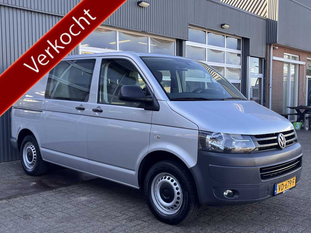 Volkswagen Transporter 2.0 TDI L1H1 DC Btw en Bpm vrij Airco Cruise controle Trekhaak 2200kg trekgewicht Schuifdeur Parkeerhulp achter DC Euro 5 Bpm vrij voor particulier gebruik !!