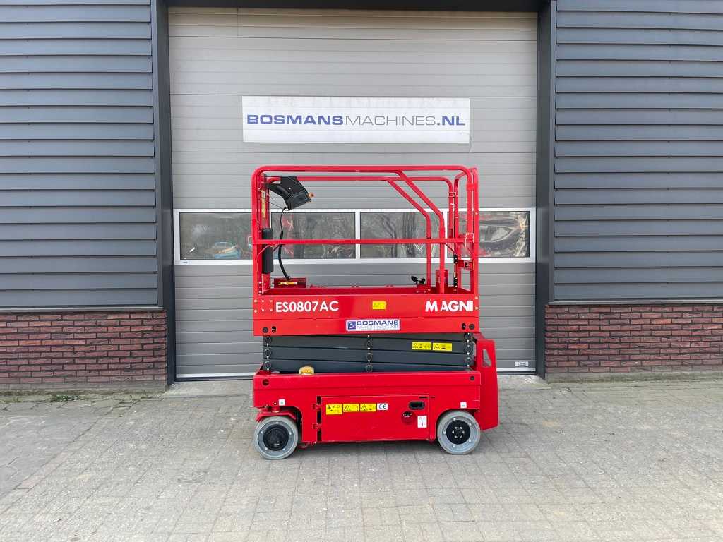 Magni ES0807 AC schaarhoogwerker BJ 2023 26 uur