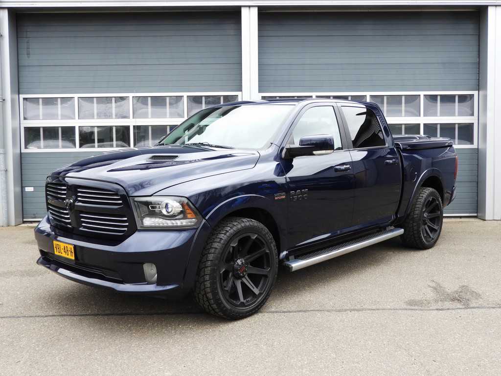 Dodge Ram 1500 5.7 V8 4x4 Crew Cab 5'7 Sport  22 INCH | MARGE