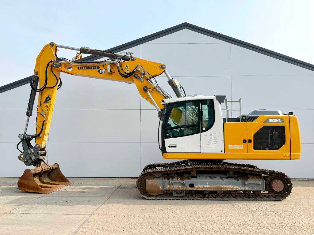 Liebherr R924LC - Likufix / German Machine / Triple Boom