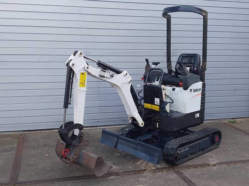 Bobcat E10 minikraan