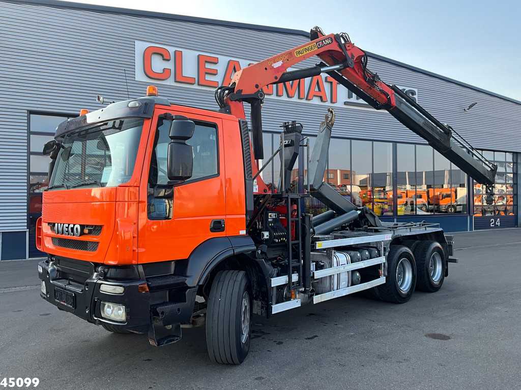 Iveco Trakker AD380T41 6x4 Palfinger 15 Tonmeter laadkraan Just 159.492 Km!