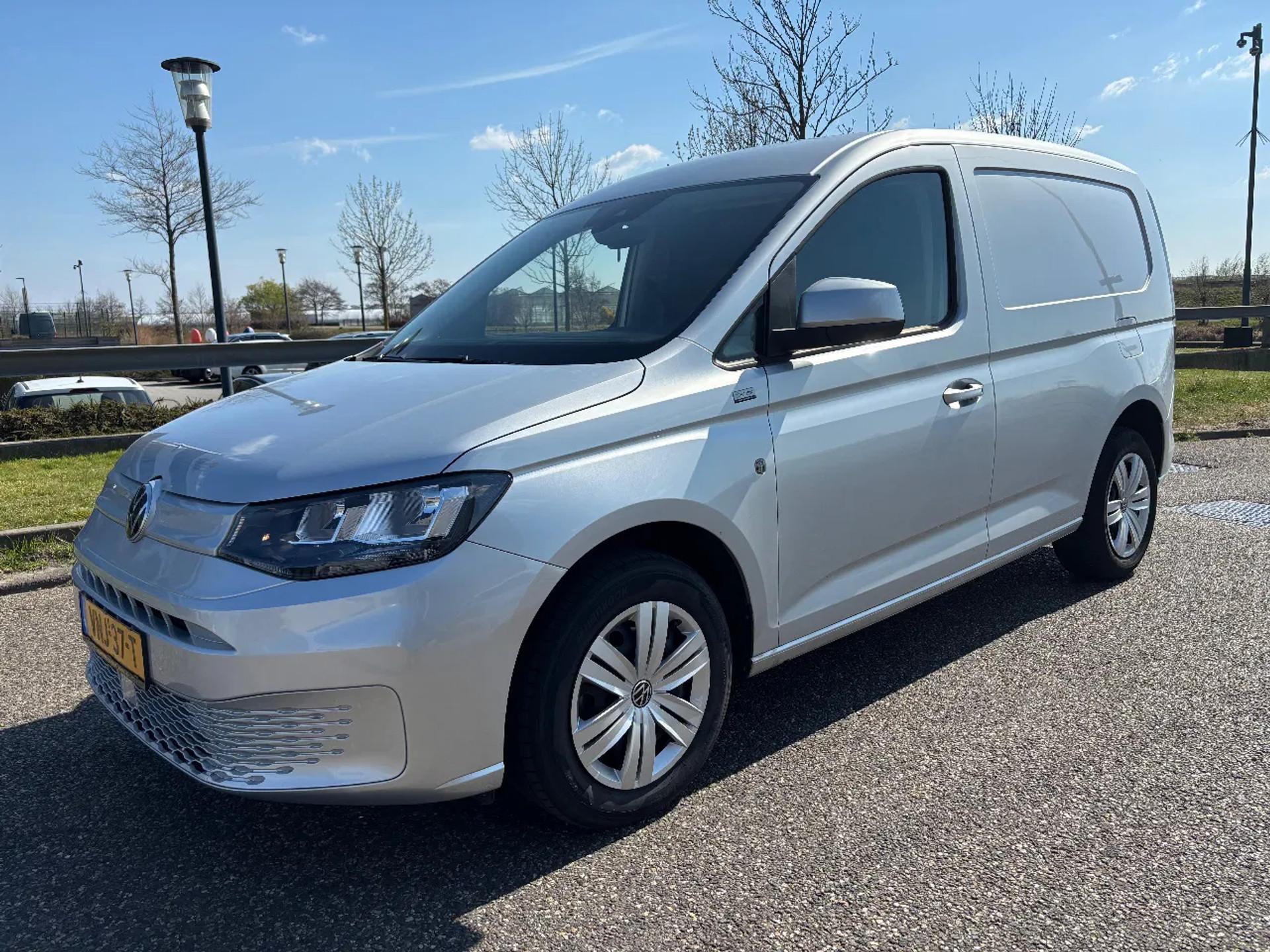 Foto 2 van Volkswagen 2.0TDI Cargo L1H1 Airco Cruisecontrol Applecarplay