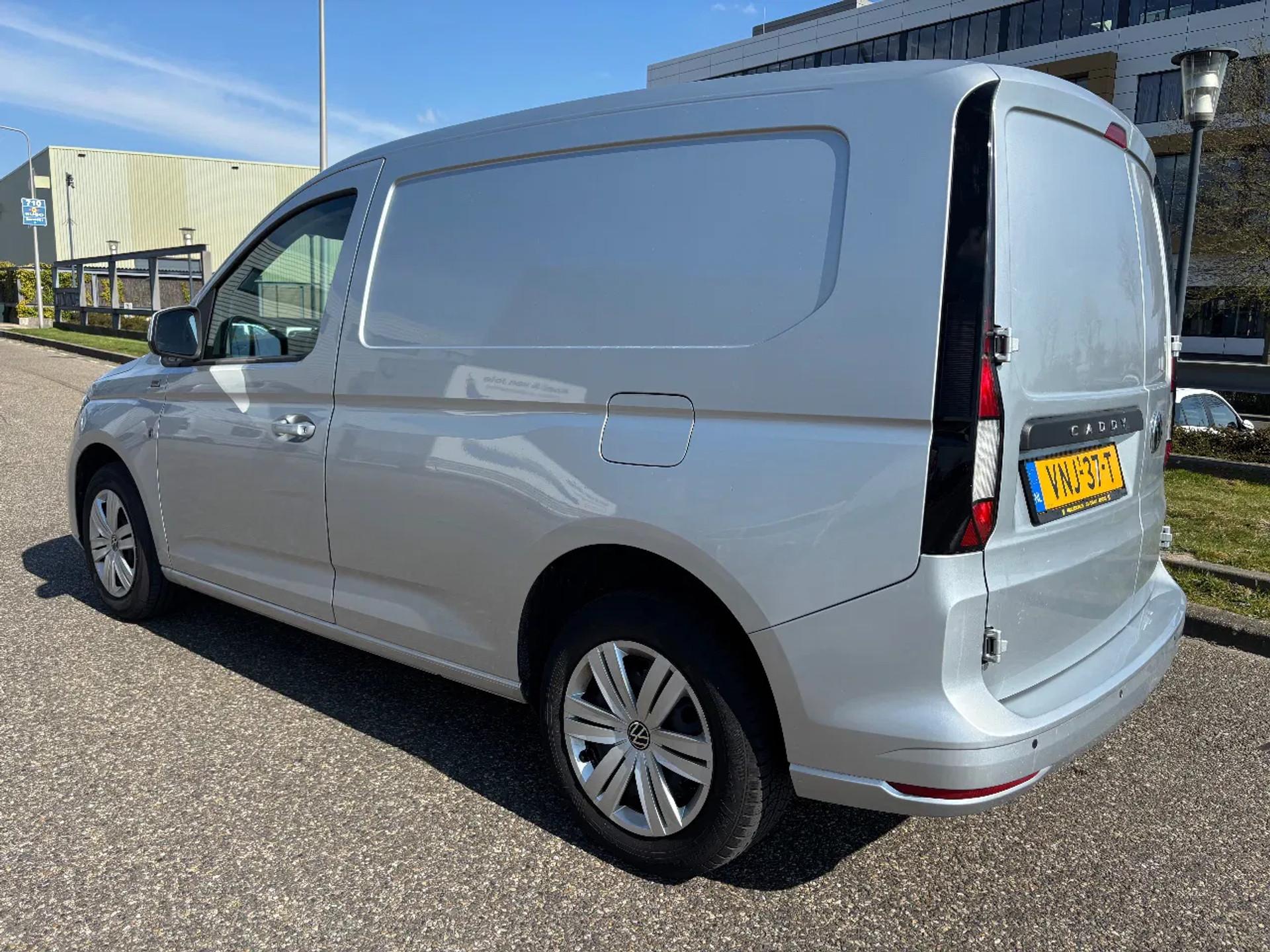 Foto 5 van Volkswagen 2.0TDI Cargo L1H1 Airco Cruisecontrol Applecarplay