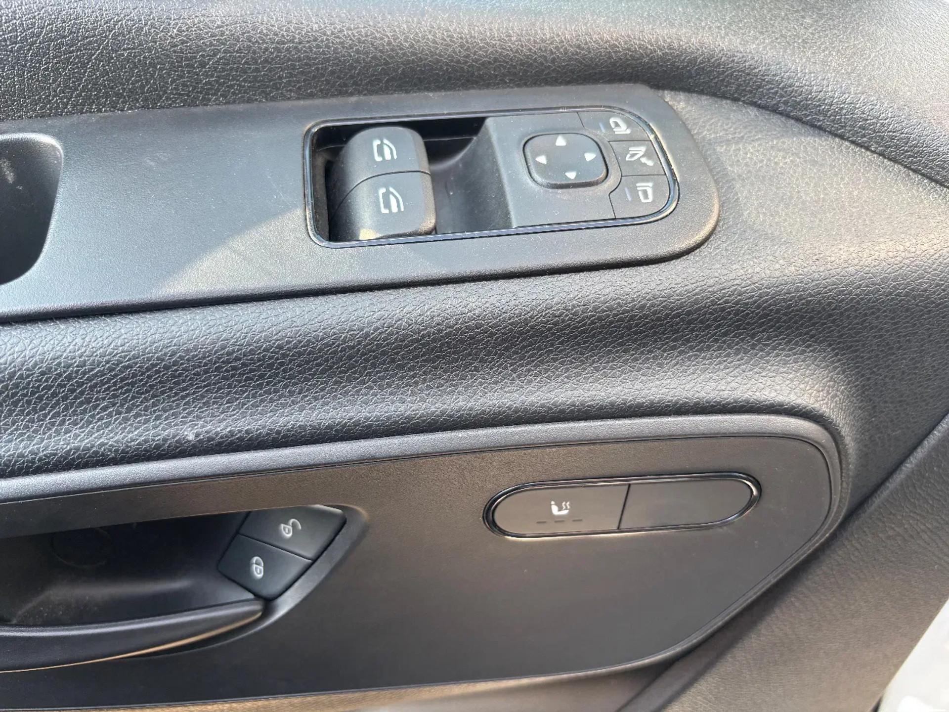Foto 11 van Mercedes-Benz 317CDI L2H2 Automaat Airco Applecarplay Cruisecontrol BPM VRIJ