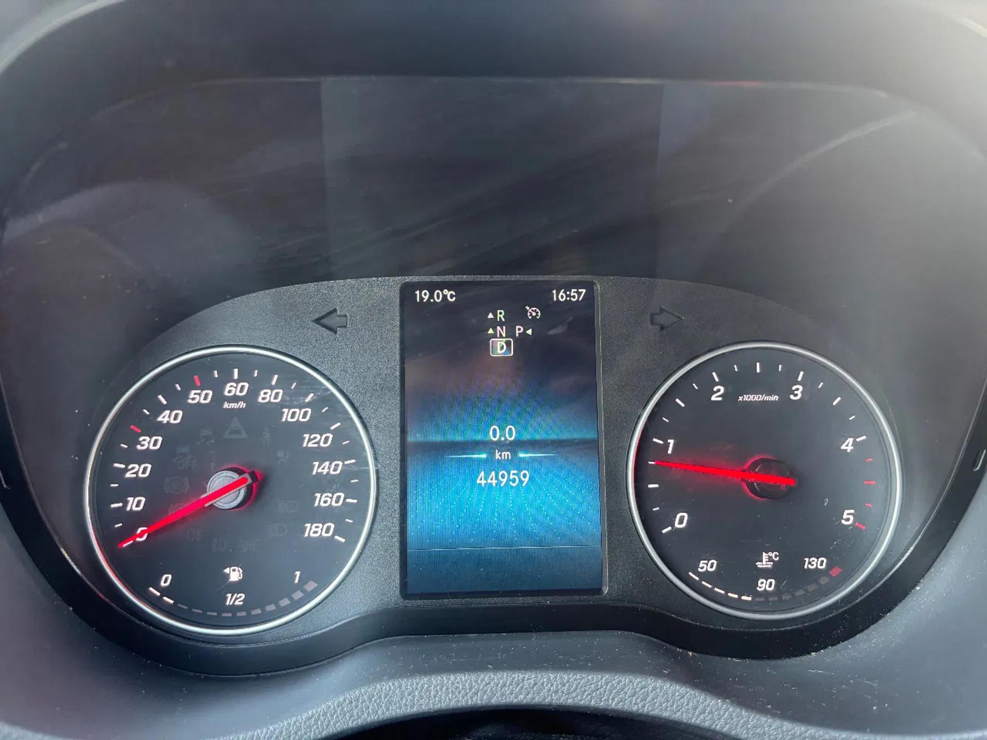 Foto 13 van Mercedes-Benz 317CDI L2H2 Automaat Airco Applecarplay Cruisecontrol BPM VRIJ
