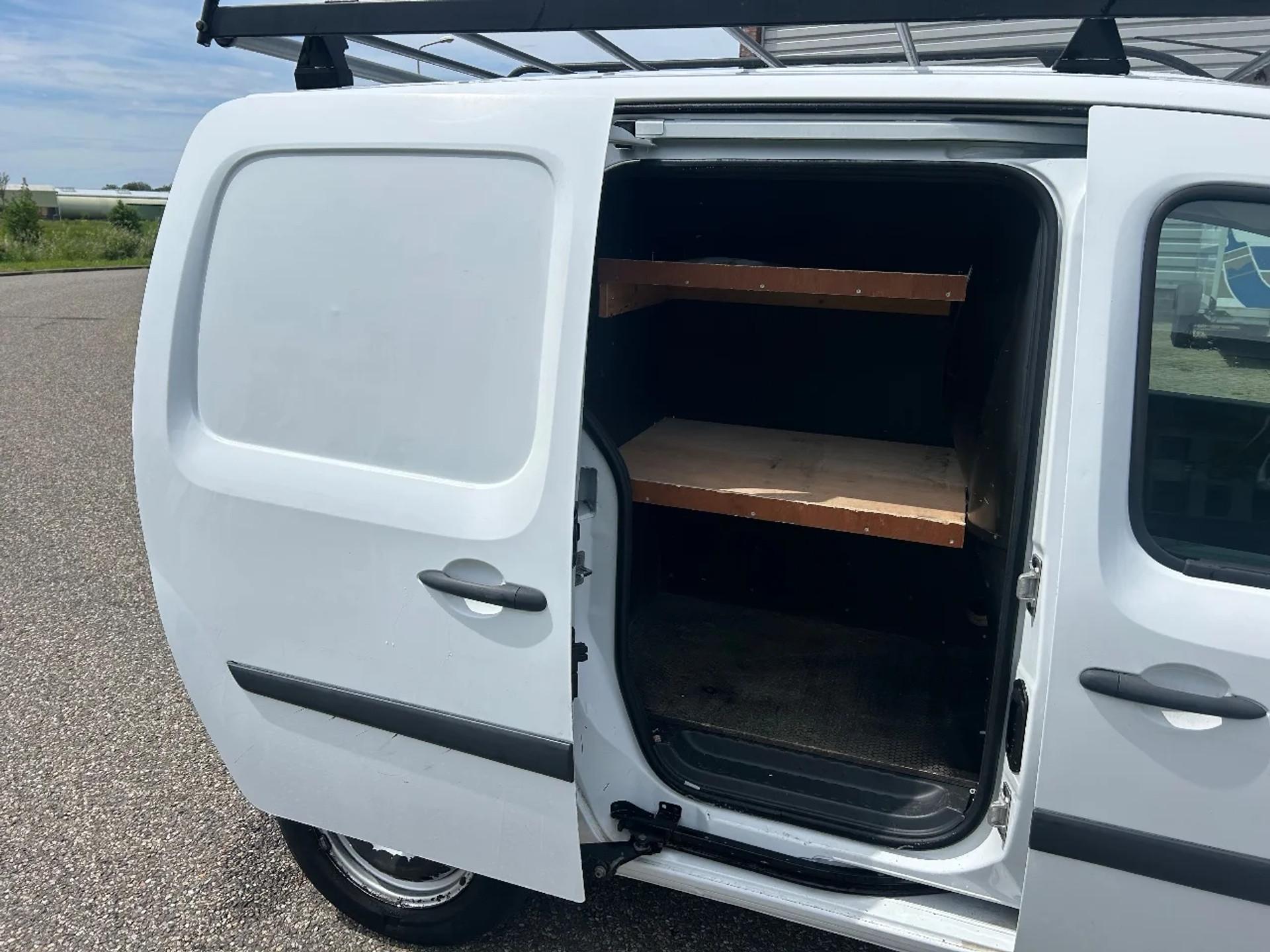 Foto 8 van Renault Kangoo 1.5DCI Airco Cruisecontrol Trekhaak