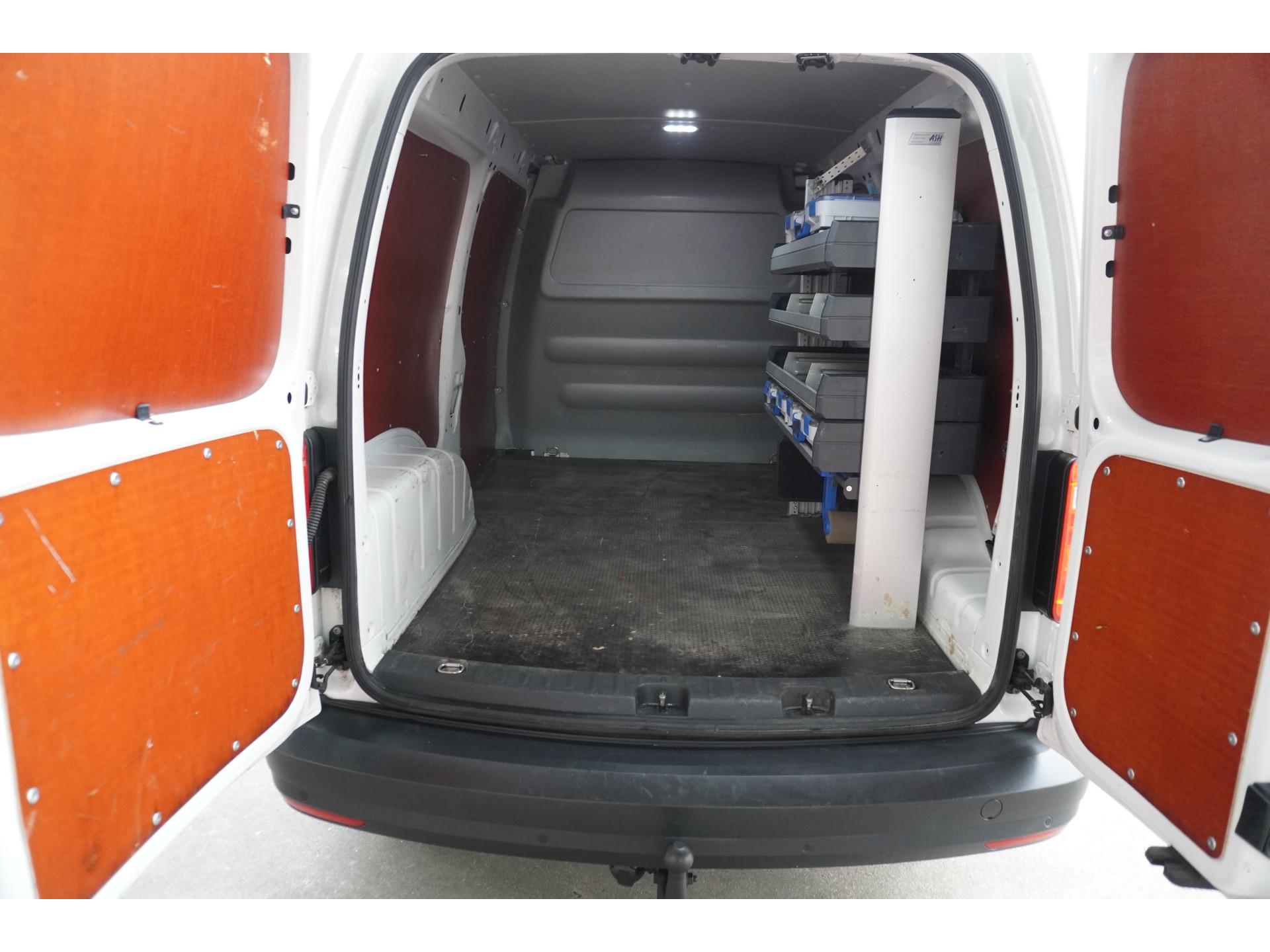 Foto 11 van Volkswagen 2.0 TDI L2H1 BMT Maxi Comfortline