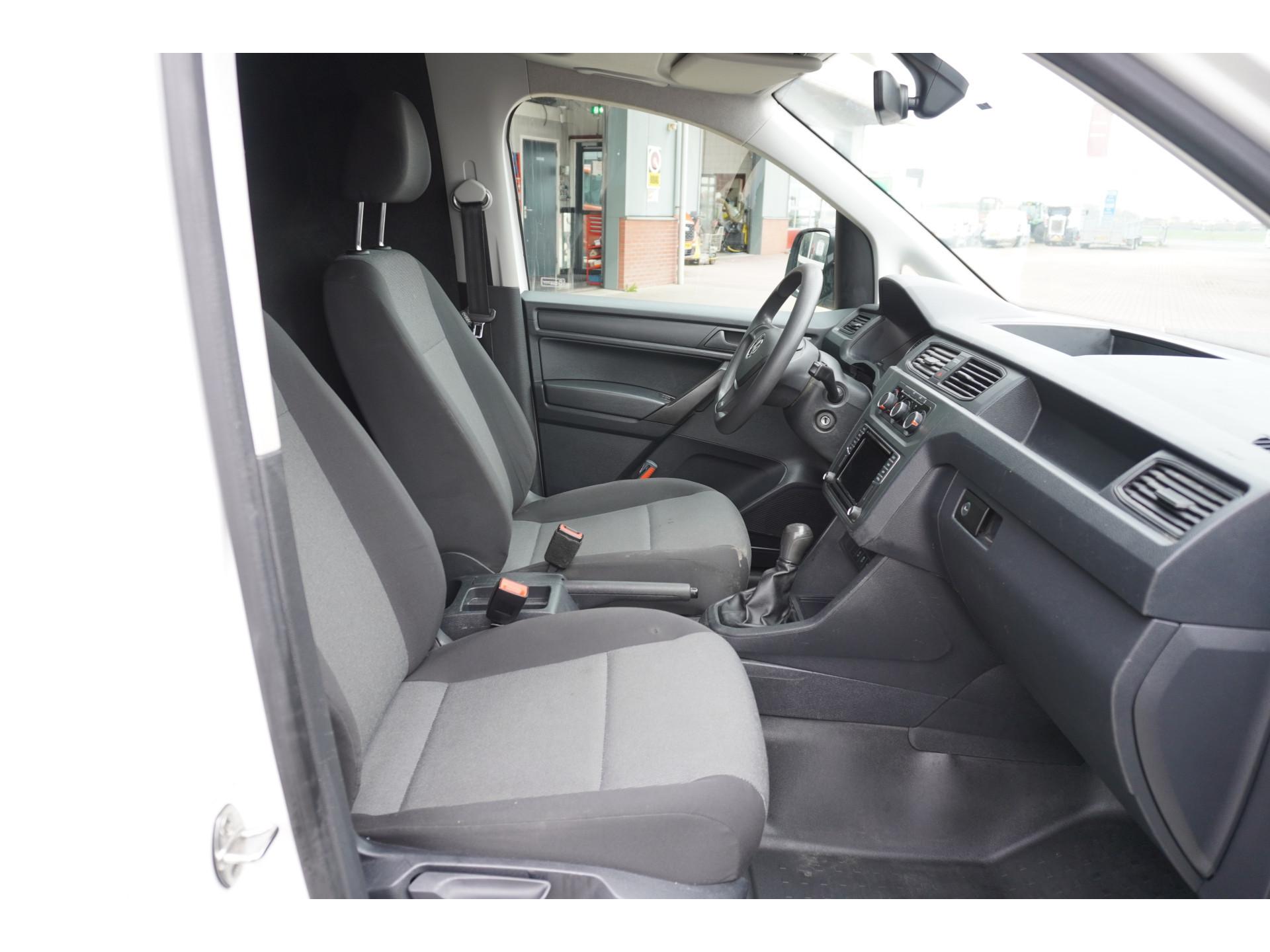 Foto 11 van Volkswagen 2.0 TDI L2H1 BMT Maxi Comfortline