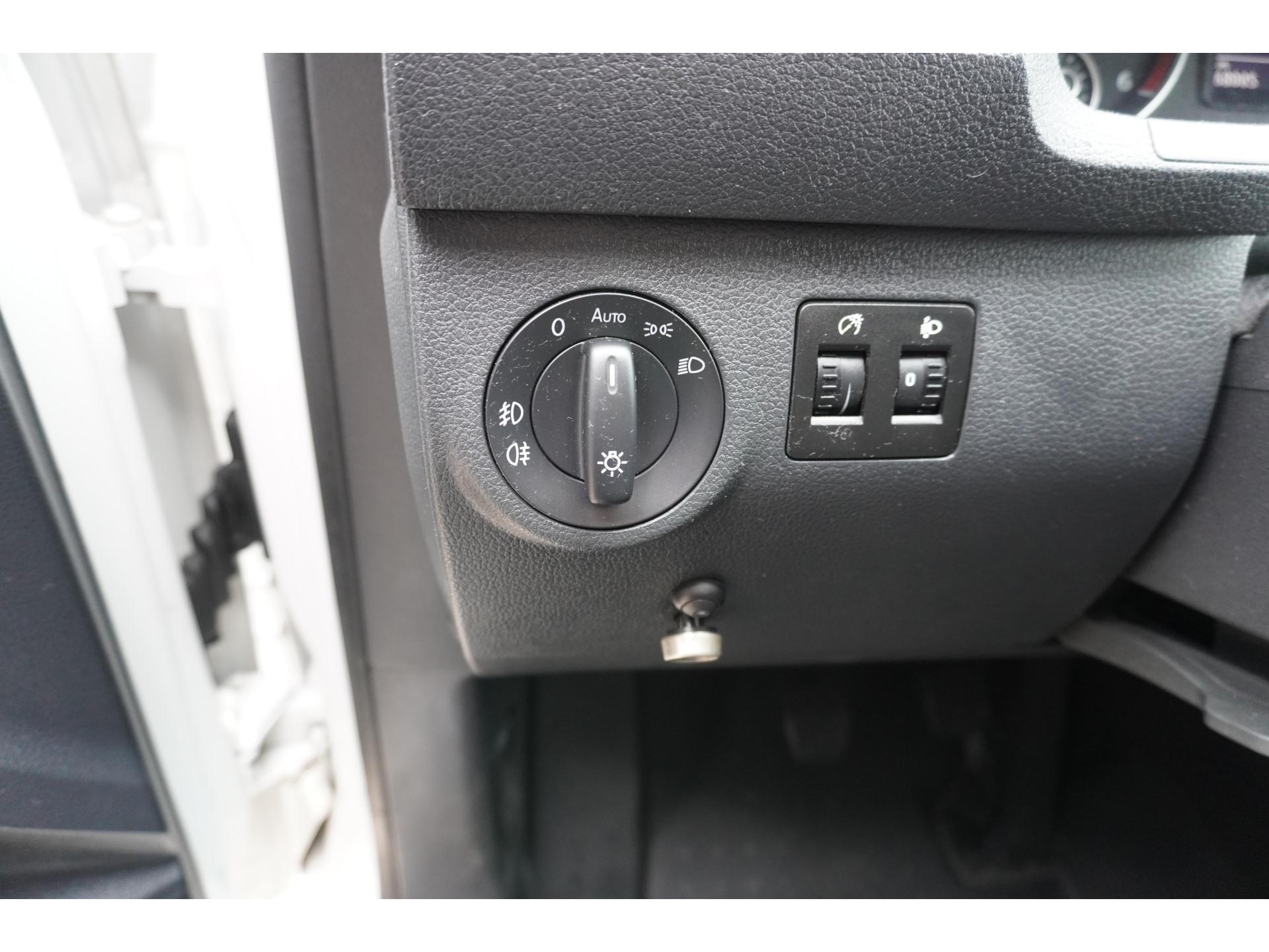 Foto 19 van Volkswagen 2.0 TDI L2H1 BMT Maxi Comfortline