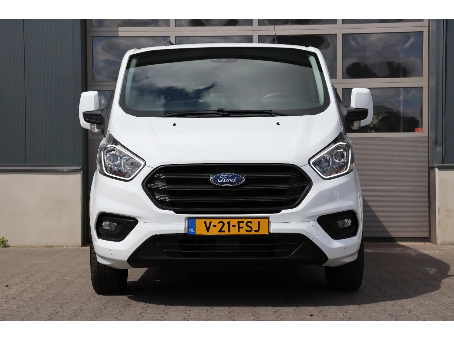 Foto 13 van Ford Transit Custom 2.0 TDCi 130PK L1H1 l FABRIEKSGARANTIE 2026l Airco l Navi l Cruise