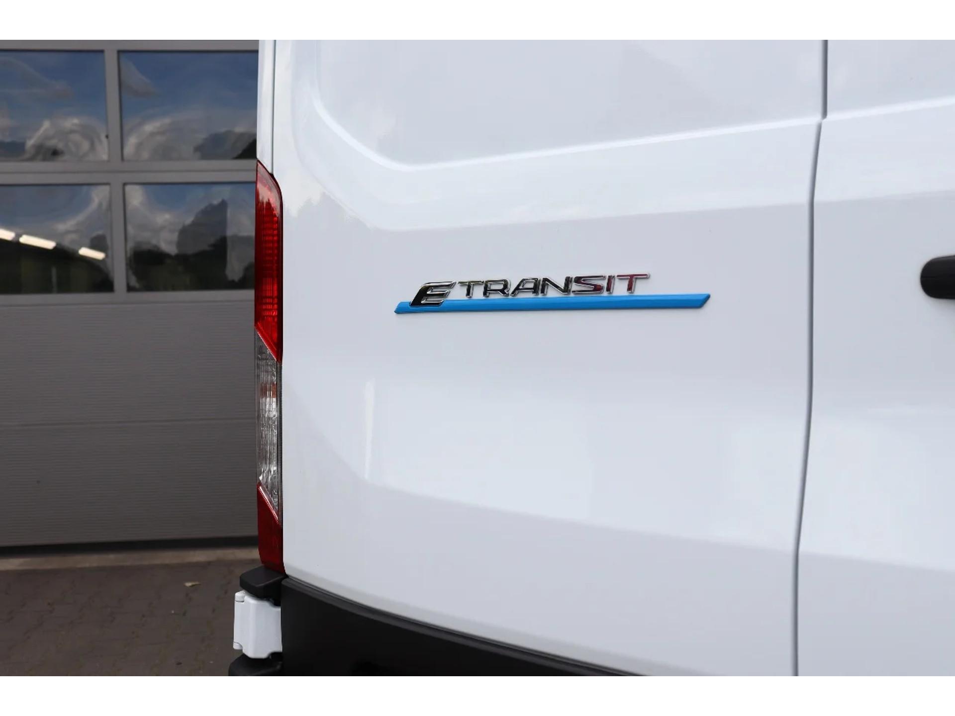 Foto 54 van Ford E-Transit 68KWH L2H2 l 100% ELEKTRISCH l NAVI l 360 CAMERA l ACC l CLIMATE CONTROL