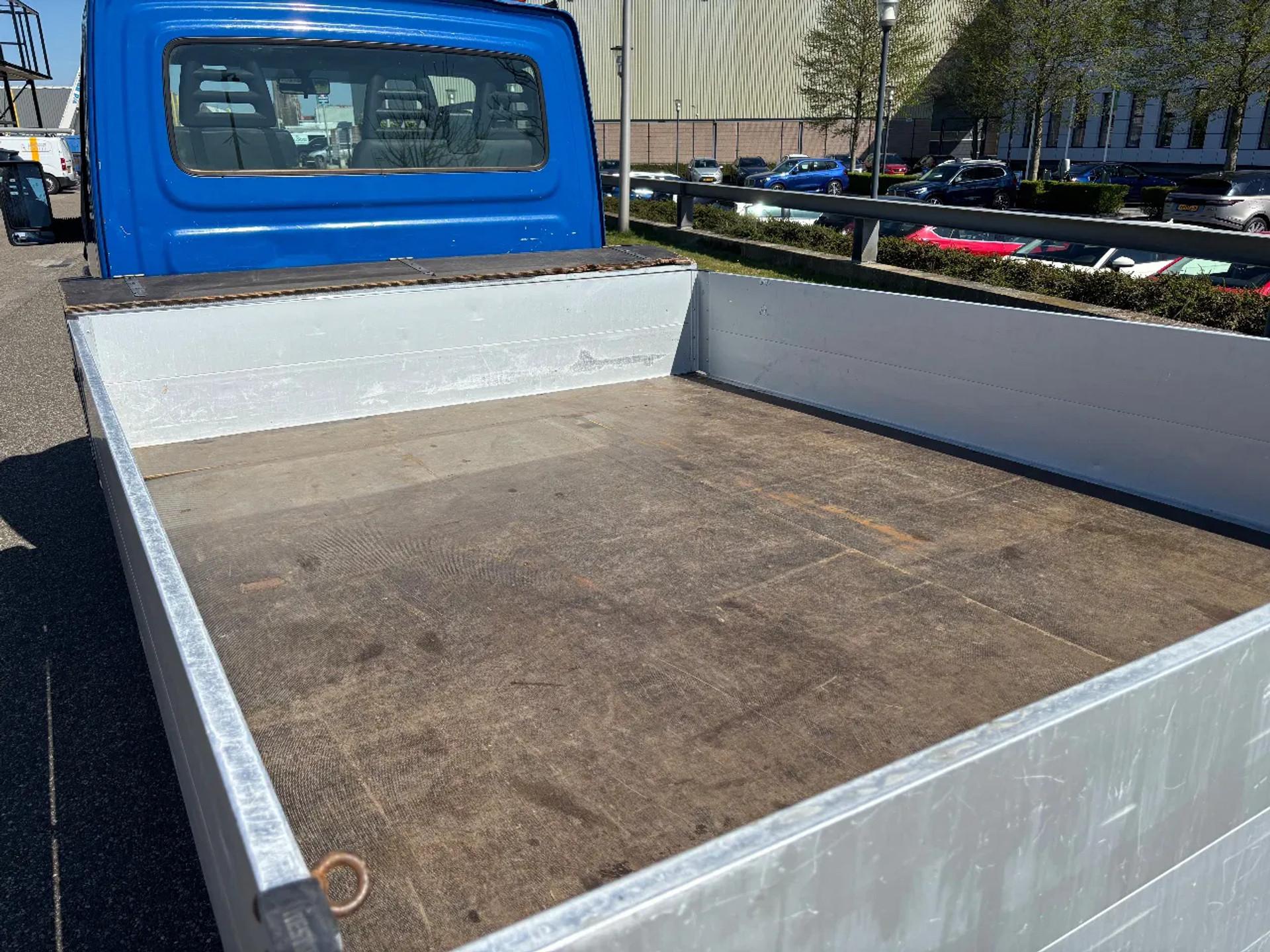 Foto 7 van Iveco 40C10 Openlaadbak Trekhaak & Vangmuil 157700KM Eerste Eigenaar