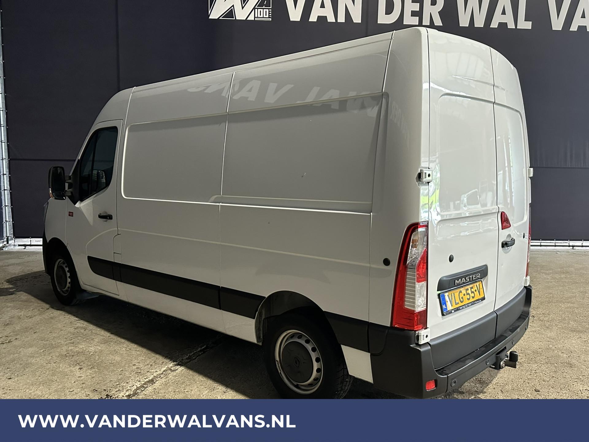 Foto 2 van Renault 2.3 dCi 136pk L2H2 Euro6 Airco | Camera | Navigatie | 2500kg Trekhaak | Cruisecontrol