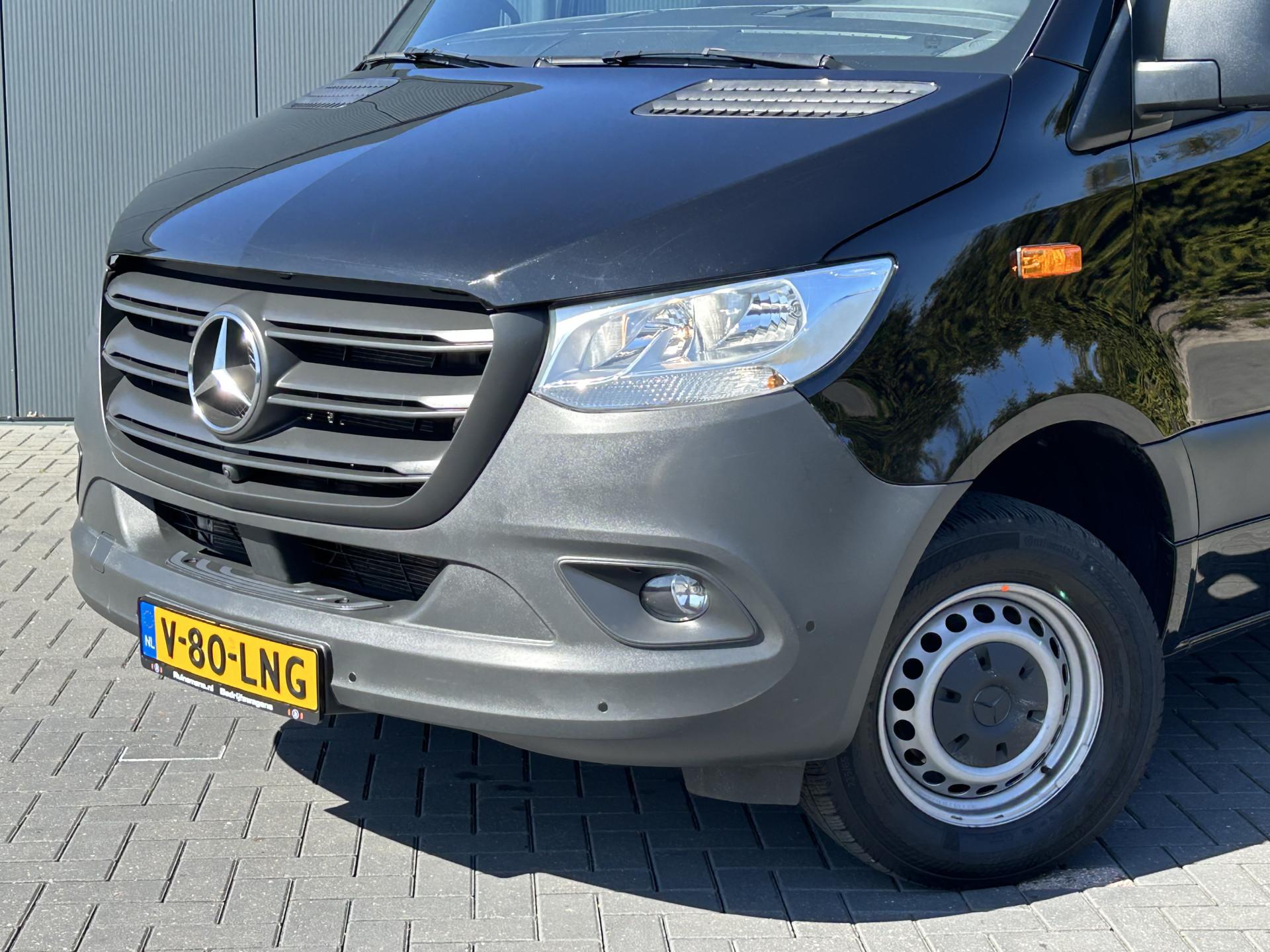 Foto 17 van Mercedes-Benz 317 CDI 170 PK / L2H2 / AIRCO / CRUISE / CAMERA / NAVIGATIE / 3-ZITS