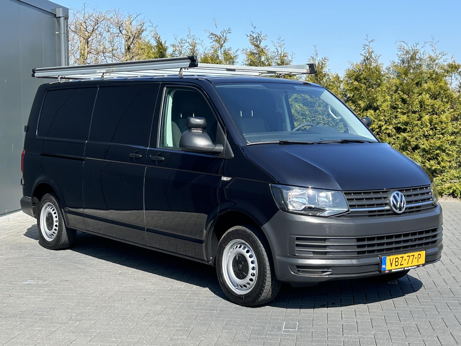 Foto 4 van Volkswagen 2.0 TDI 102 PK / L2H1 / 1e EIG. / BOTT INRICHTING / IMPERIAAL / AIRCO / CRUISE / NAVI