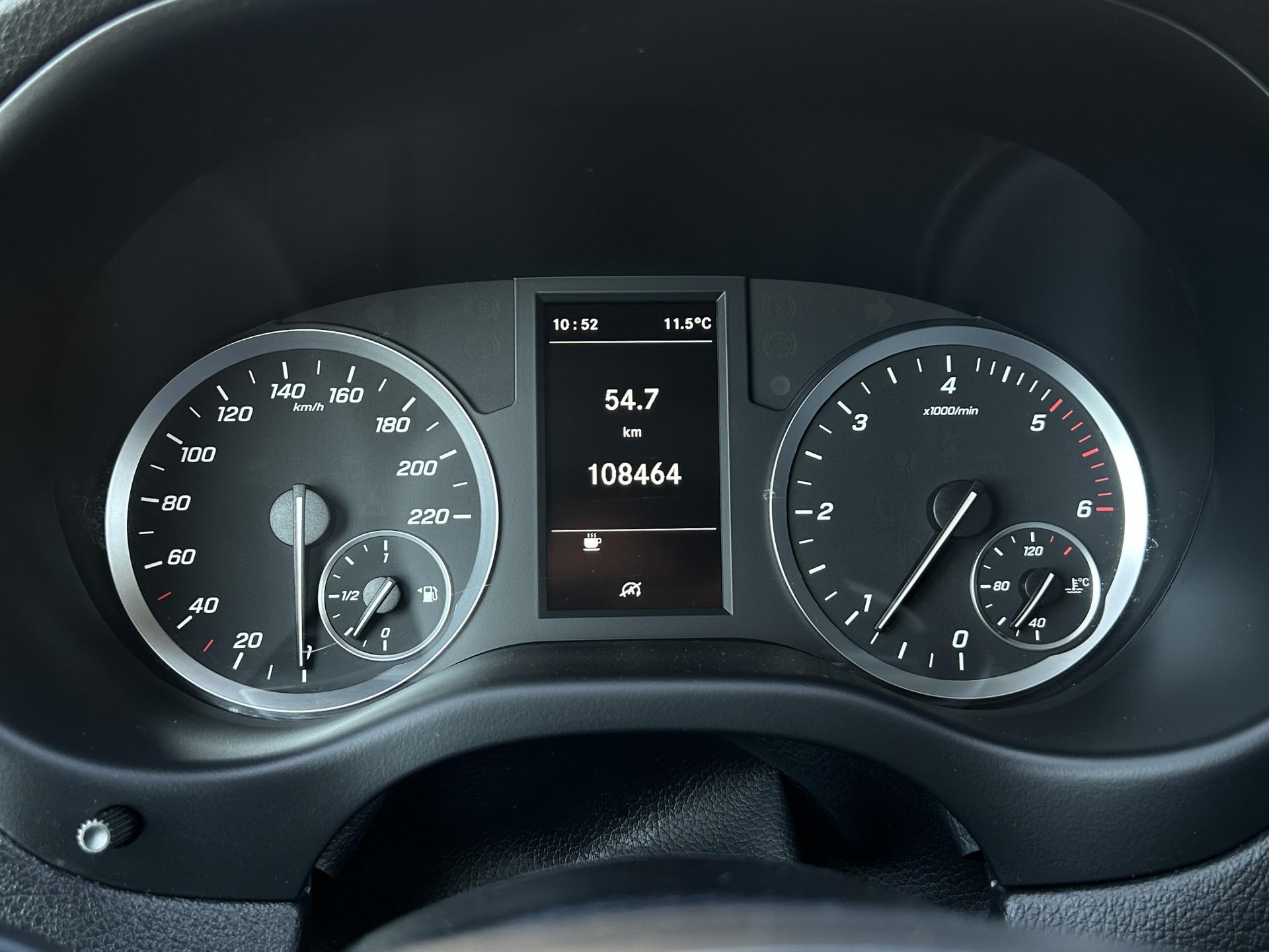 Foto 5 van Mercedes-Benz 116 CDI 164 PK / L2H1 / 1e EIG. / TREKHAAK / AIRCO / CRUISE / NAVI / CAMERA