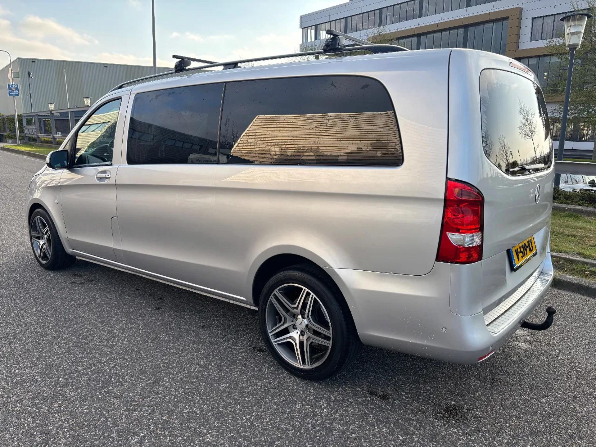 Foto 5 van Mercedes-Benz 114CDI XXL L3H1 Dubbelcabine Automaat Airco Cruisecontrol Trekhaak EURO 6