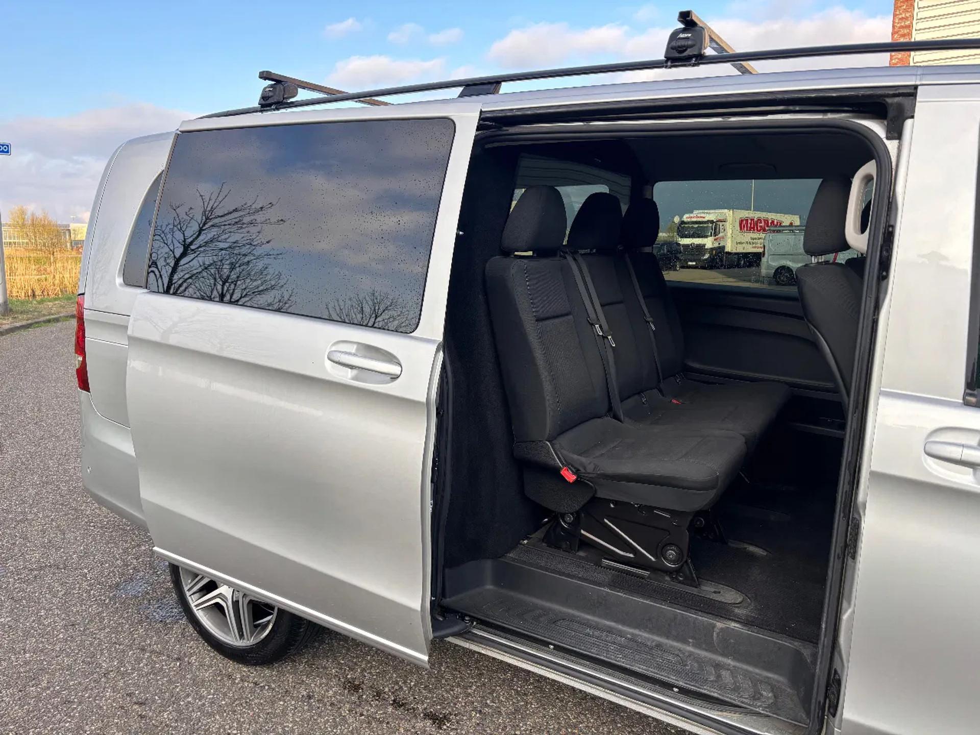 Foto 9 van Mercedes-Benz 114CDI XXL L3H1 Dubbelcabine Automaat Airco Cruisecontrol Trekhaak EURO 6