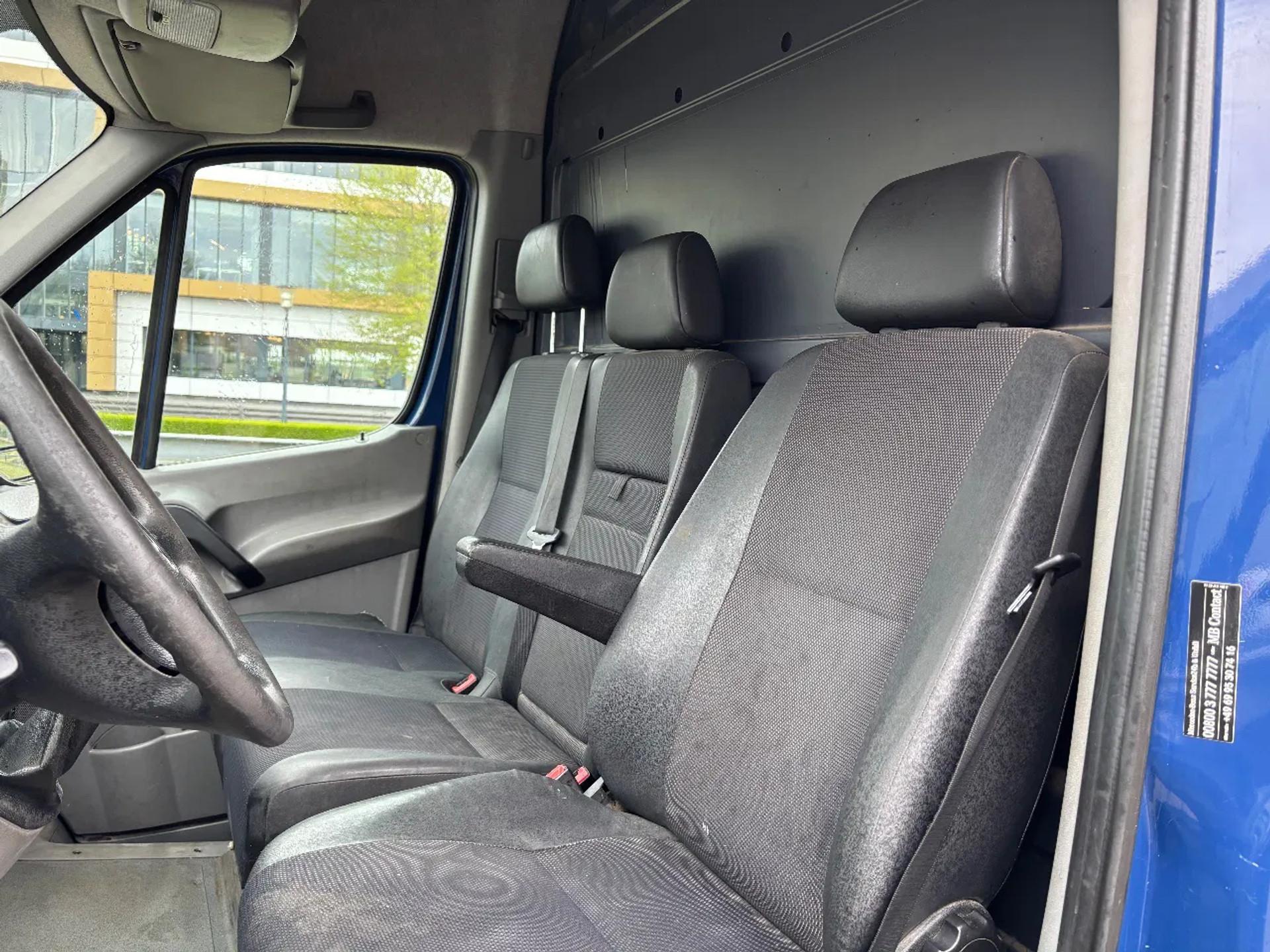 Foto 12 van Mercedes-Benz 516CDI L3H2 Trekhaak 175000KM Compleet Ingericht Zie Fotos