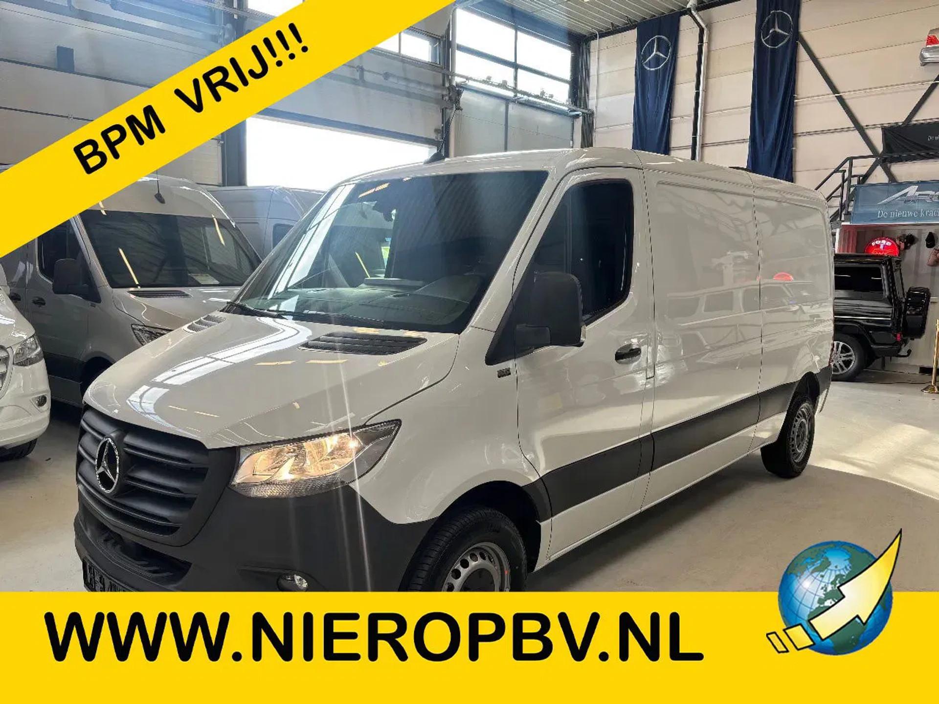 Foto 1 van Mercedes-Benz 311CDI L2H1 Airco Cruisecontrol Apple CarPlay NIEUW de goed goedkoopste sprinter van het land nieuw nieuw