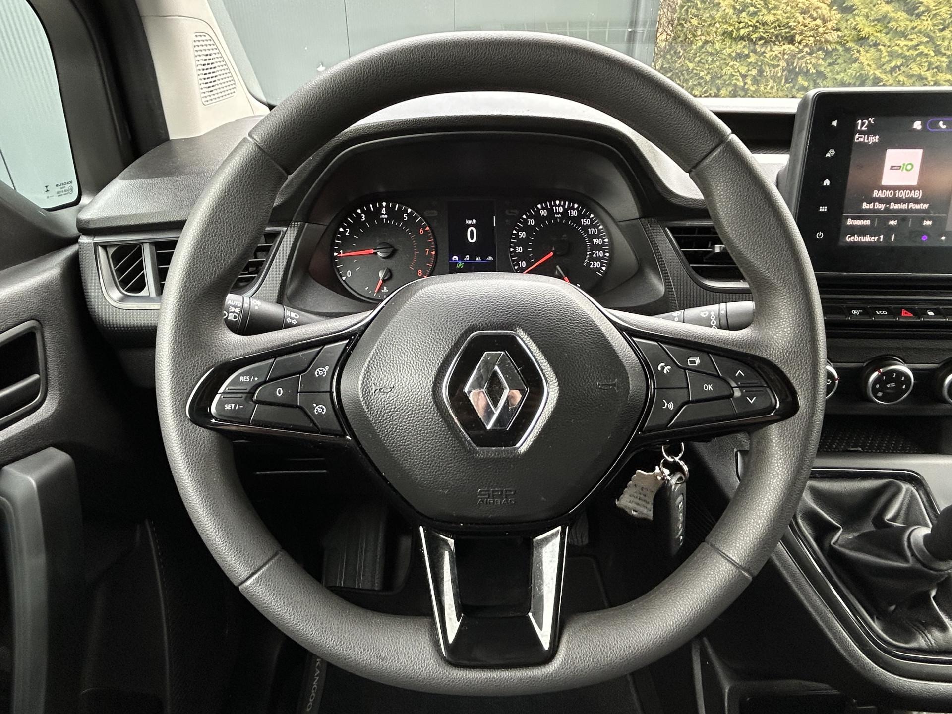 Foto 9 van Renault 1.3 TCe 102 PK / BENZINE / 10.843 !! / L1H1 / 1e EIGENAAR / AIRCO / CRUISE